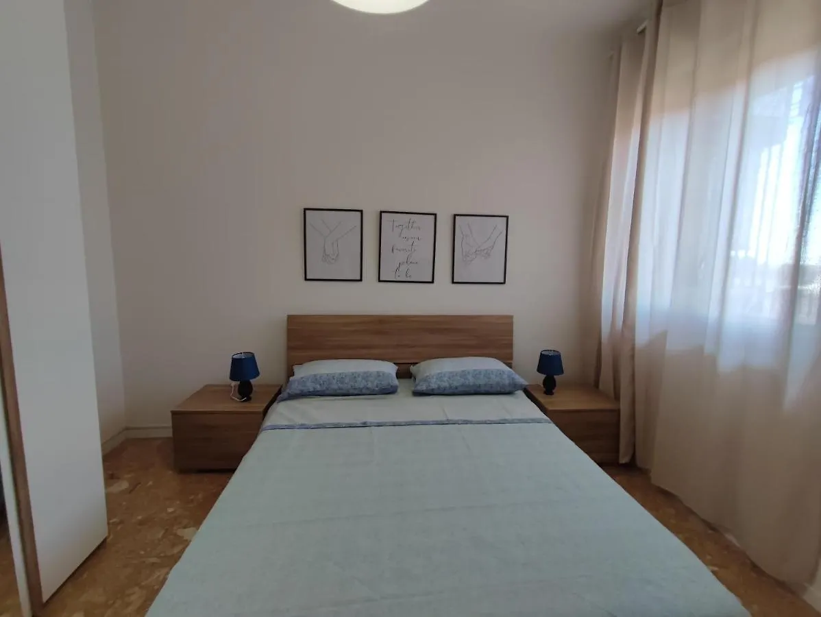 شقة La Casa Sui Tetti كاتانيا 0*,  إيطاليا